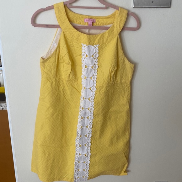 Size 8 Lilly Pulitzer dress in EUC - Picture 1 of 7